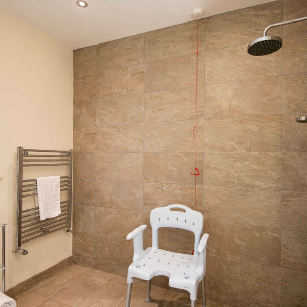 Ground Floor Accessible Bedroom - Ensuite Wet Room with Shower Chair - Vesta View