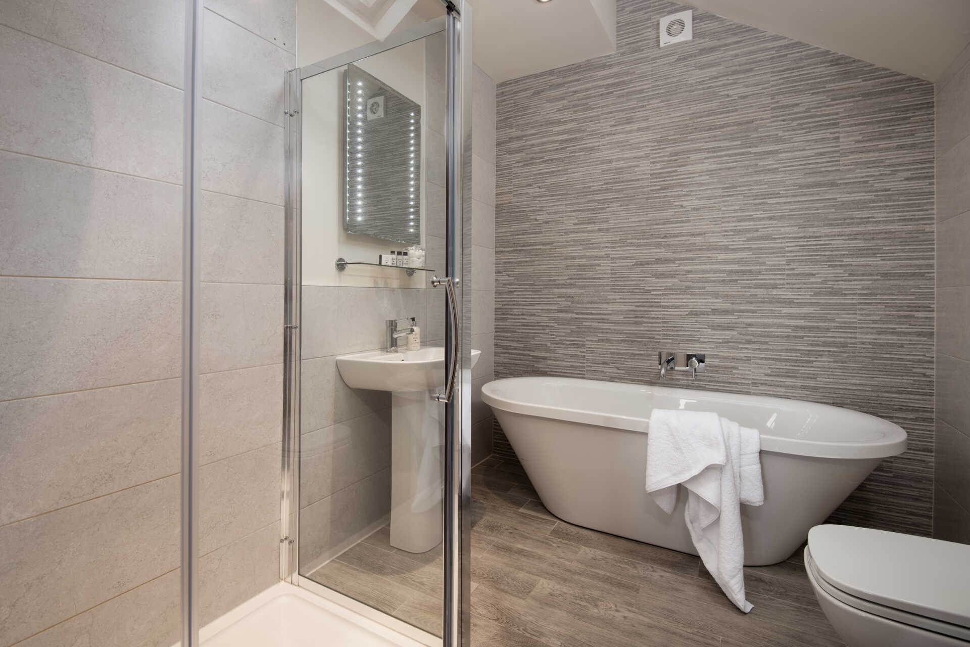 Ensuite Bathroom - Vesta View